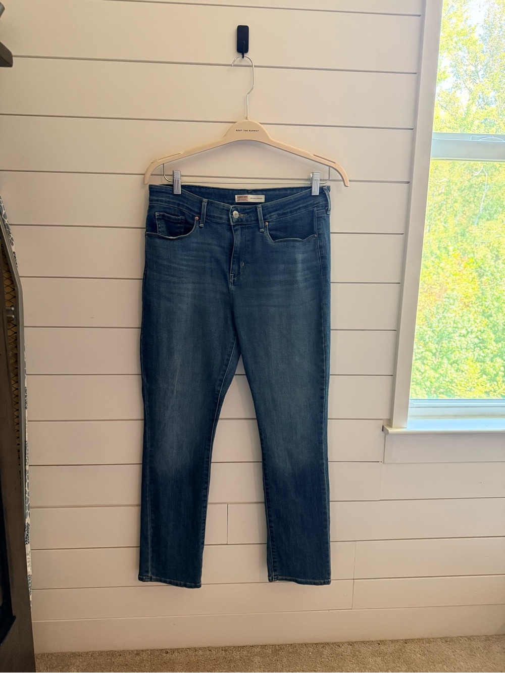 Signature by Levi Strauss Straight Leg Jeans Size 12S W31 L30